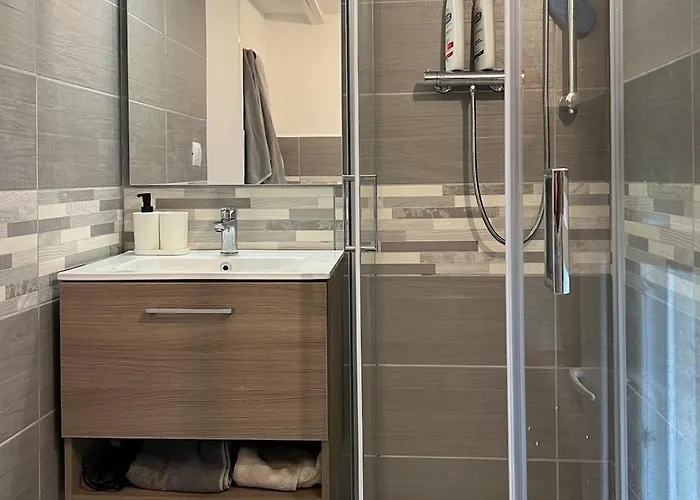 Venera * 里波斯托